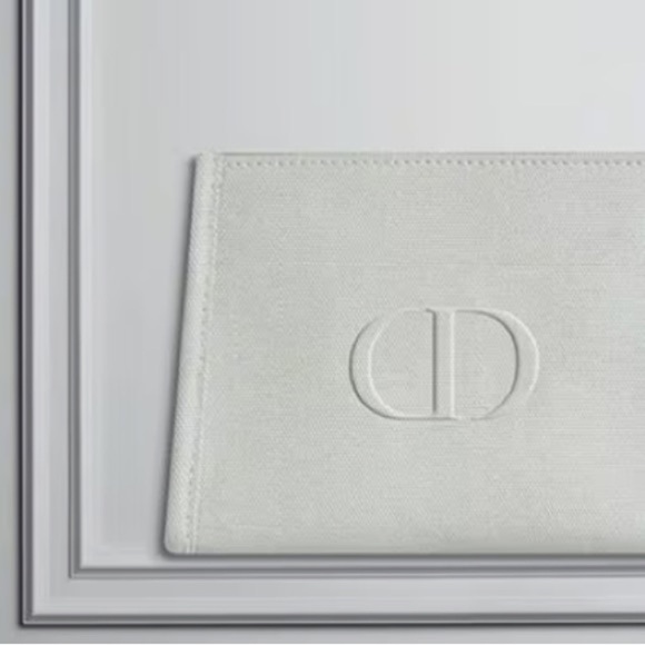 Dior Beauty Makeup Light Grey Medium Canvas Pouch Gift Luxury Authentic - Picture 1 of 14